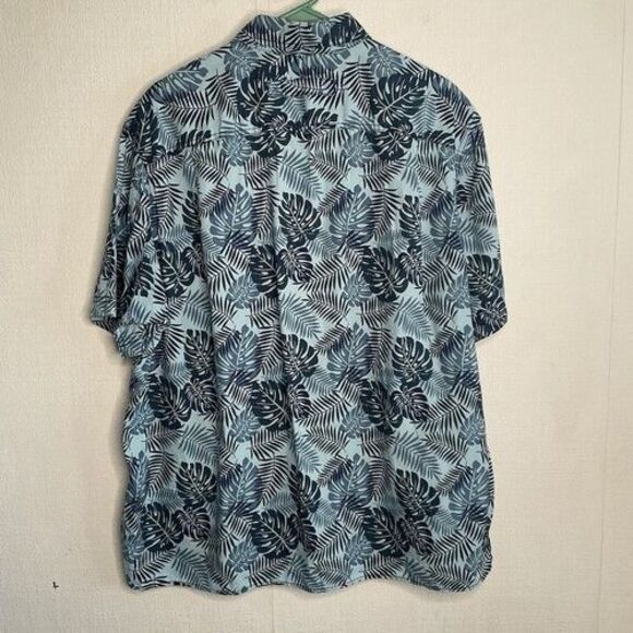 Duluth Trading Co Relaxed Fit Button Up Hawaiian Resort Shirt Men Size XL Blue - Picture 4 of 9